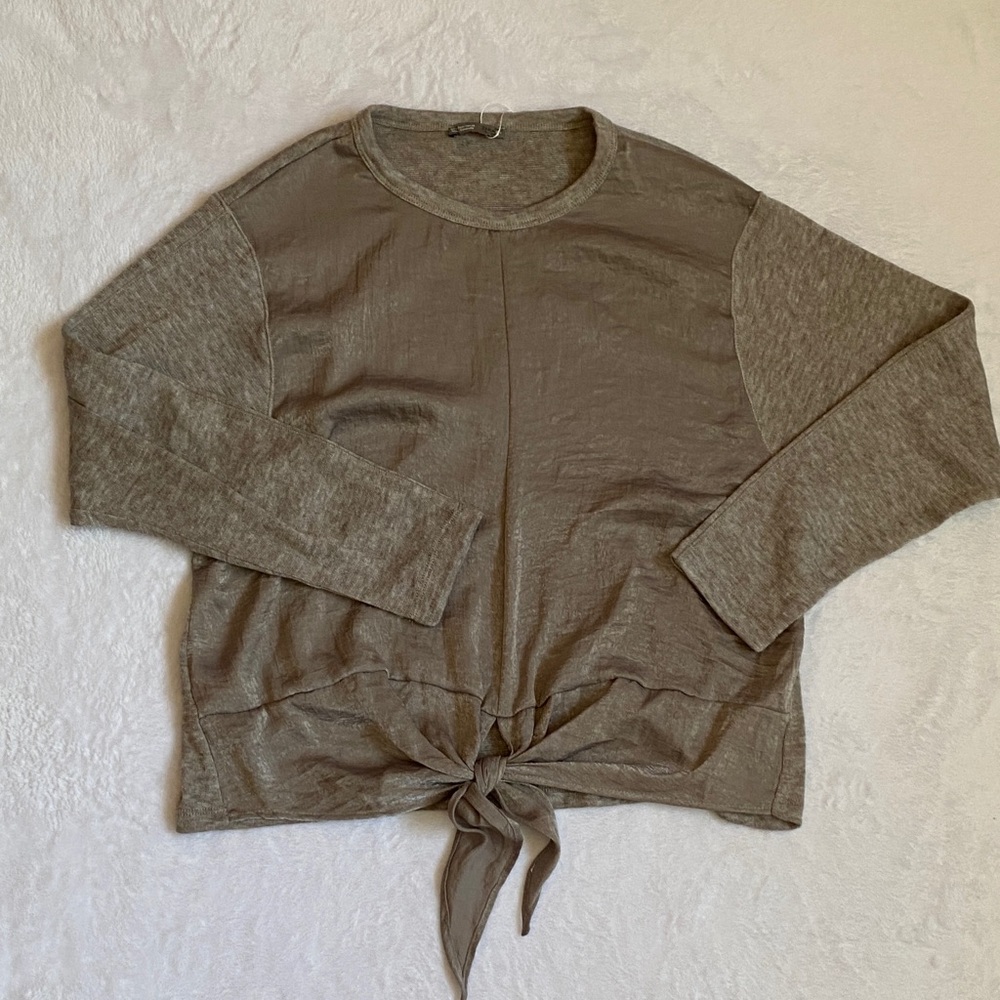 ZARA Women's Gray Tie-Front Top